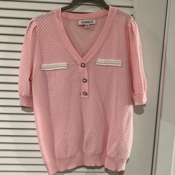 Adorable Pink Knit Top - Picture 1 of 5